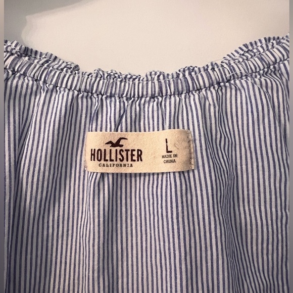 Hollister blue and white striped cap sleeve top - Picture 2 of 6